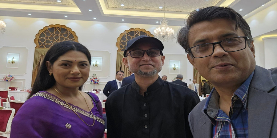 Mustafa Sarwar Faruki and actress Nusrat Imroz Tisha with Shafiqul Alam, the press secretary to the Chief Adviser. Image: Taken from Facebook.