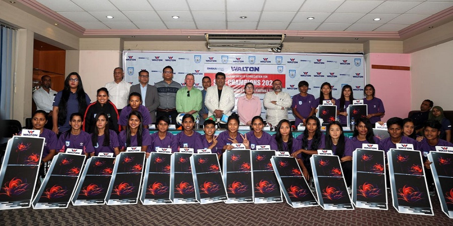 SAFF Champions Receive Refrigerators as Gifts from Walton | Photo: BFF